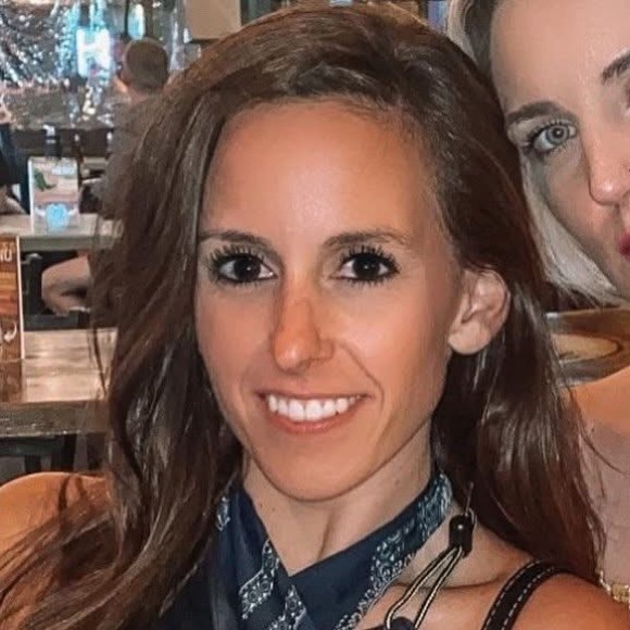 Meet your Posher, Allison - Picture 4 of 4